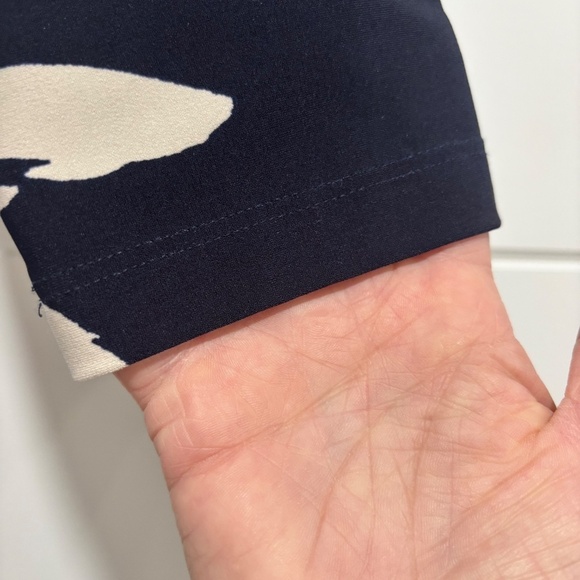 Joseph Ribkoff spring 2024 faux wrap dress with attached belt 3/4 sleeves size 6 - Picture 10 of 16